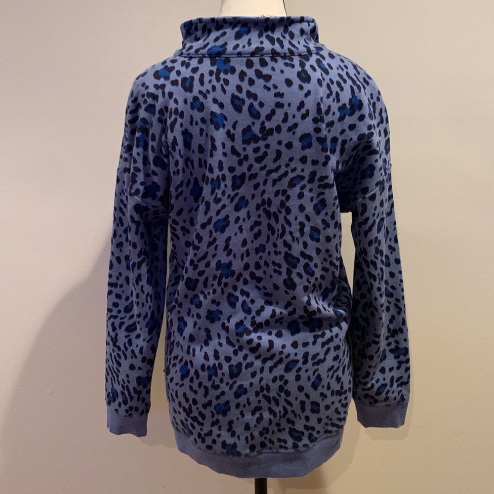 3/4 Zip Up Cheetah Print Collared Shirt - Picture 4 of 7